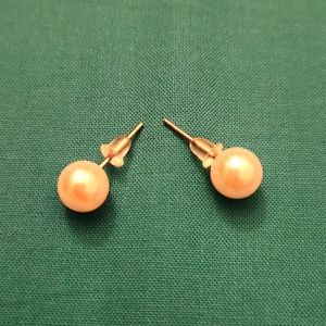 🌻 SALE 4 FOR $25 Pearl earrings